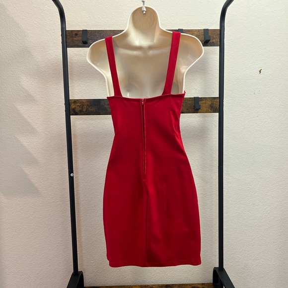 Red Bodycon Mini Dress in size small! - Picture 2 of 3
